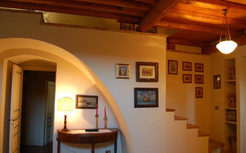 Relais De Charme - B&B Short Lets La Casa Di Francesca Sant'Agata Li Battiati Kamer foto